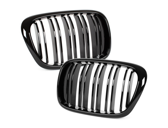 BMW 5 E39 95-03 SEDAN / KOMBI atrapy między reflektory (nerki) lewa + prawa kpl. BLACK GLOSSY DOUBLE BAR