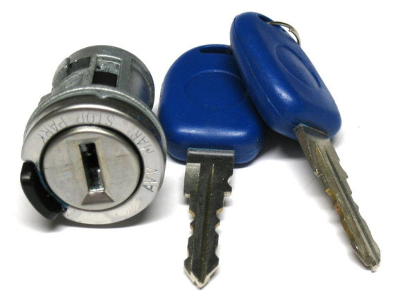 Stikalo za vžig Fiat Siena 97-01