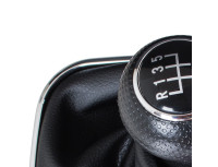 VW Golf IV 97-03 Ročica prestavne ročice + manšeta z rdečim navojem in kromiranim okvirjem 5 prestav, luknja 23 mm