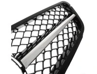 Mercedes Klasa C W204 19-23 atrapa między reflektory (grill) PIANO BLACK-+-CHROM