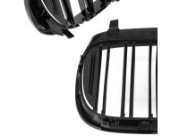 BMW 7 G11 G12 2015- atrapy między reflektory (nerki) lewa + prawa kpl. BLACK GLOSSY DOUBLE BAR