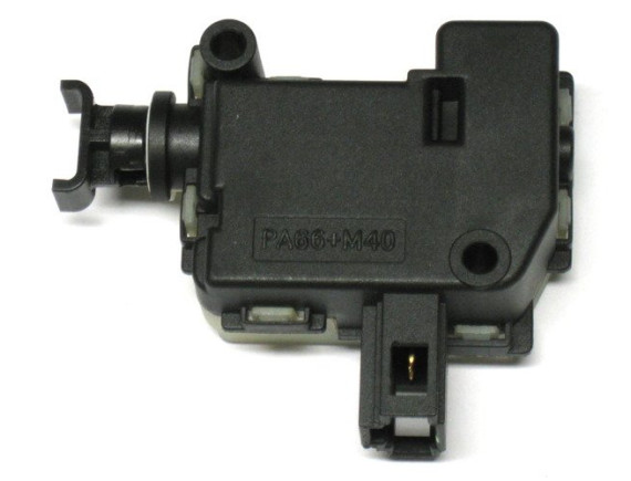 VW Golf IV karavan 1999- Loputa za dolivanje goriva Pogon centralnega zaklepanja