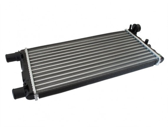 Fiat Seicento 98- 0,9 1,1 bencinski radiator / radiator
