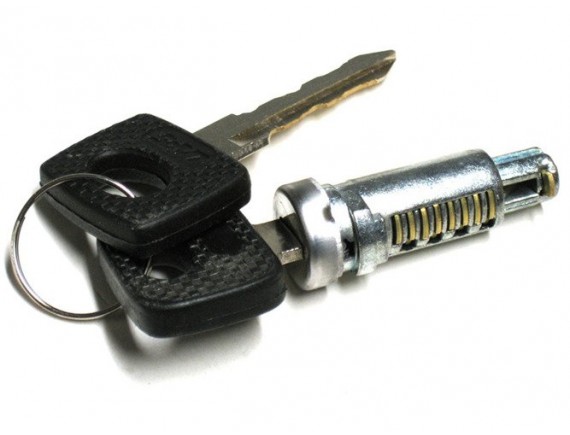 VW LT 95 - zaklepanje / vstavitev vrat s ključi