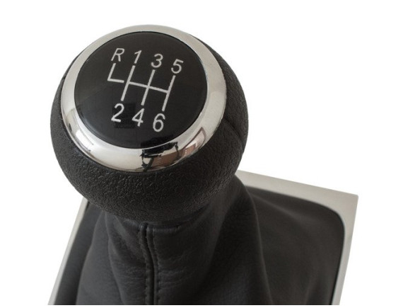 VW Passat B7 10-14 Tipka za prestavljanje ČRNA + Ročica z ročico ČRNA z okvirjem CHROM 6 Prestav